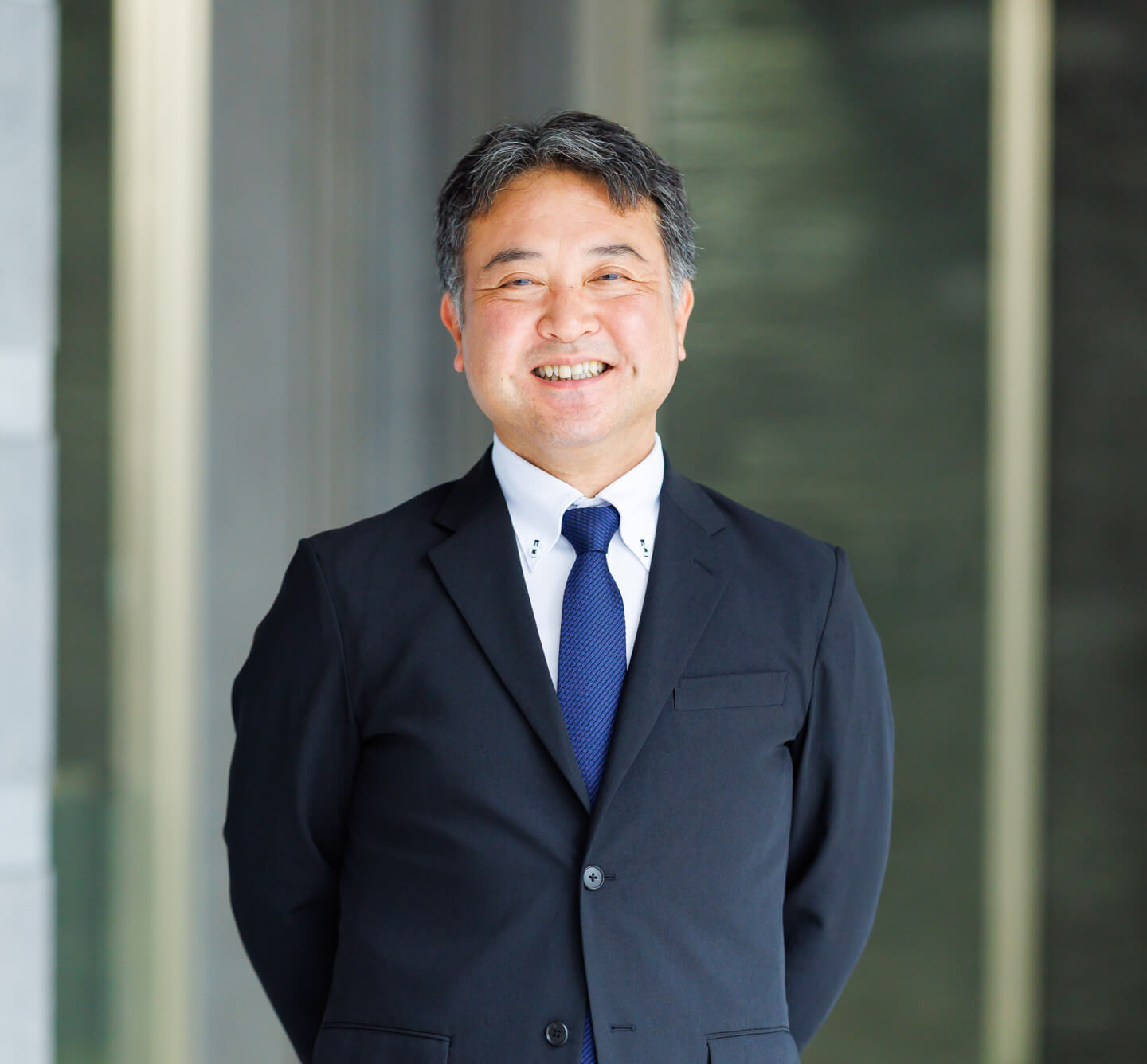 海外部　営業開発課　課長 N. Tomoharu